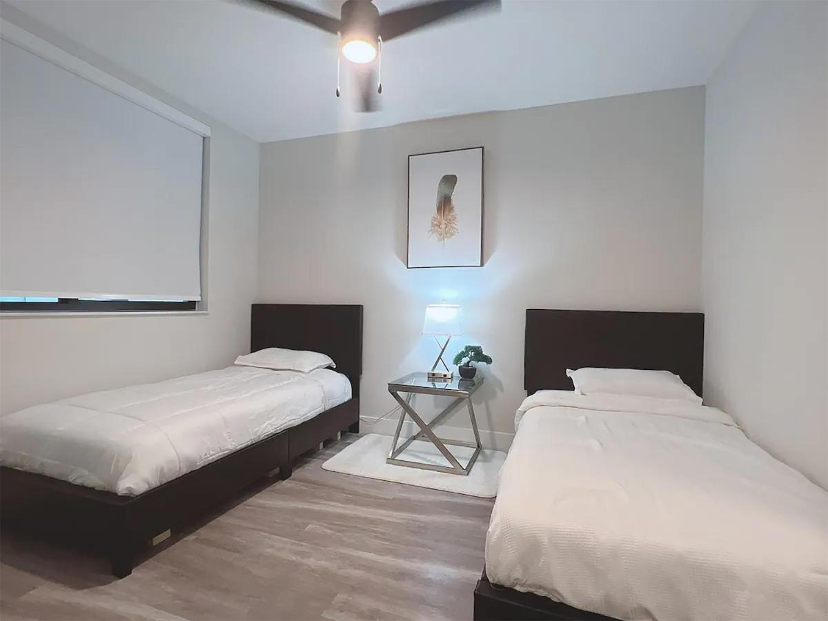 Lux Property Great For 1 To 8 Guests-Family Trip ,5Beds 2Rooms Staycation With Gym And Ev, Proximity To Downtown And Beaches غرب شاطئ بالم المظهر الخارجي الصورة
